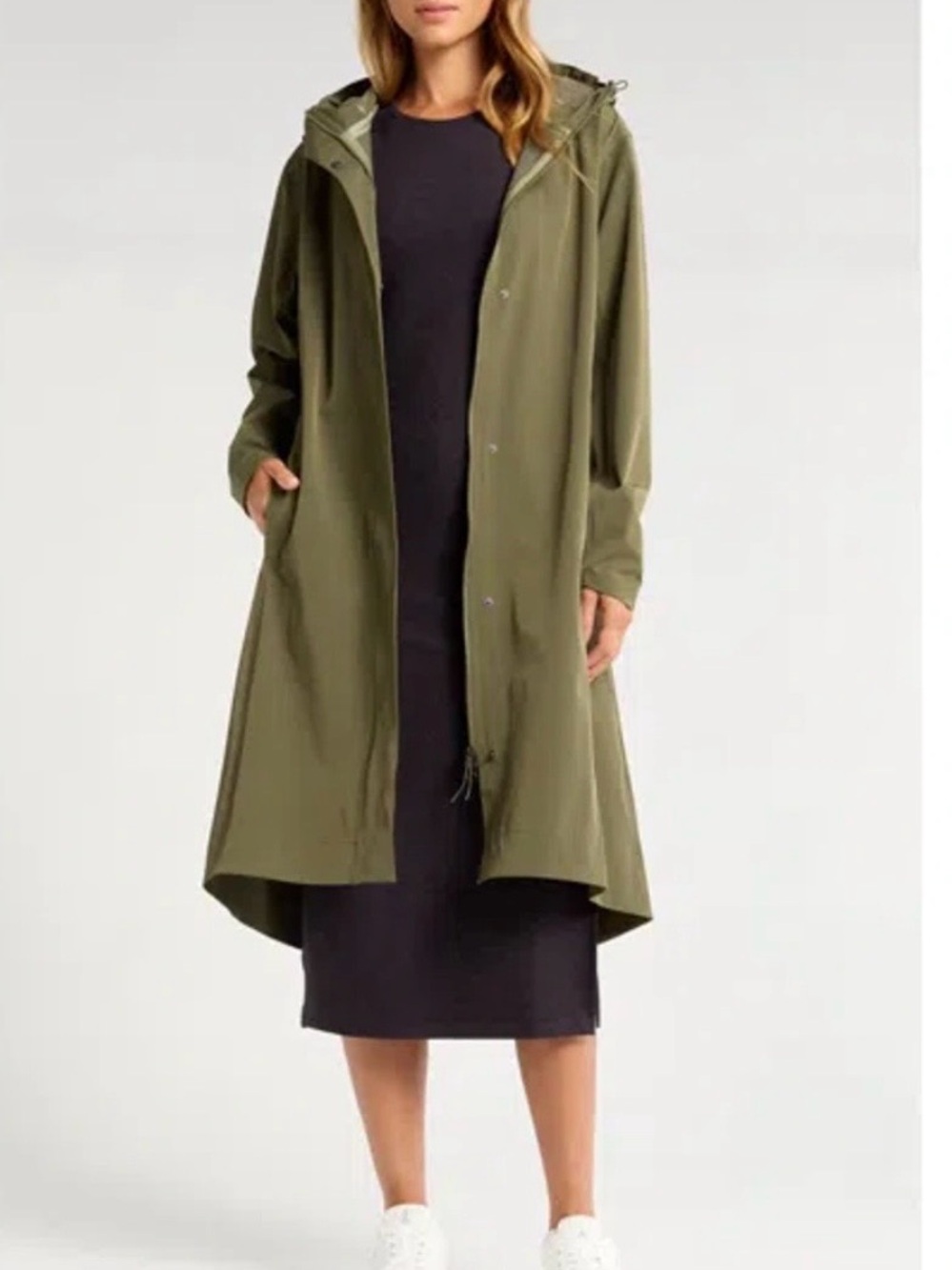 Zella Journey Water Resistant Rain Coat Size L in Olive Green